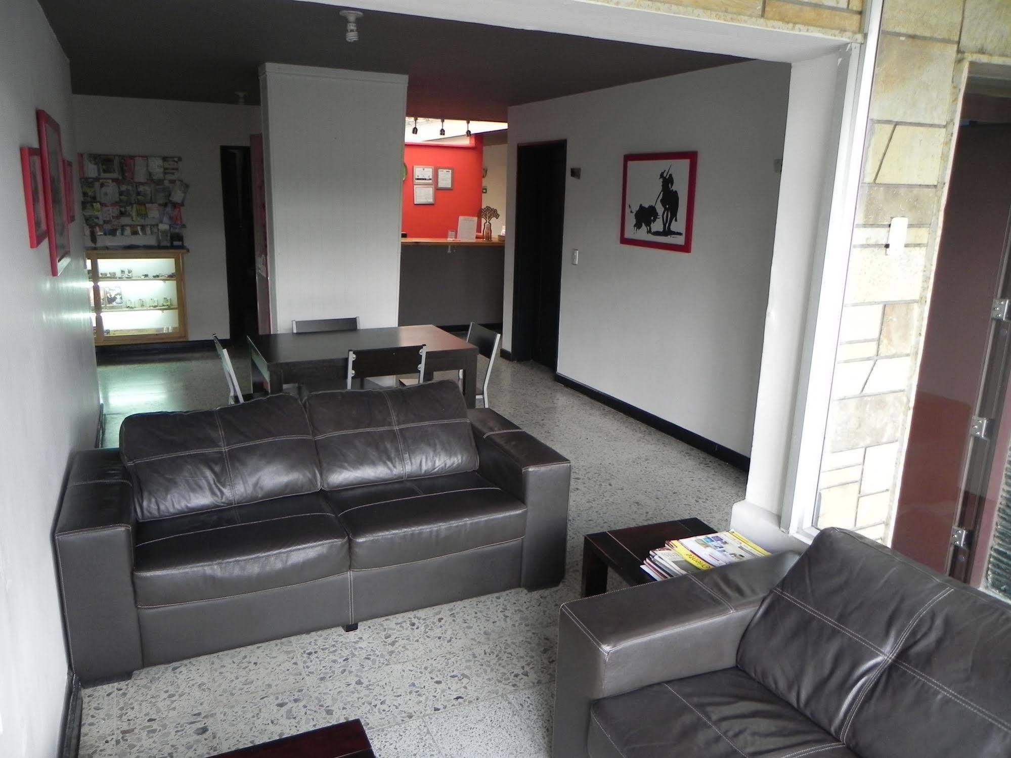 Hostal Tamarindo Inn Medellin Luaran gambar