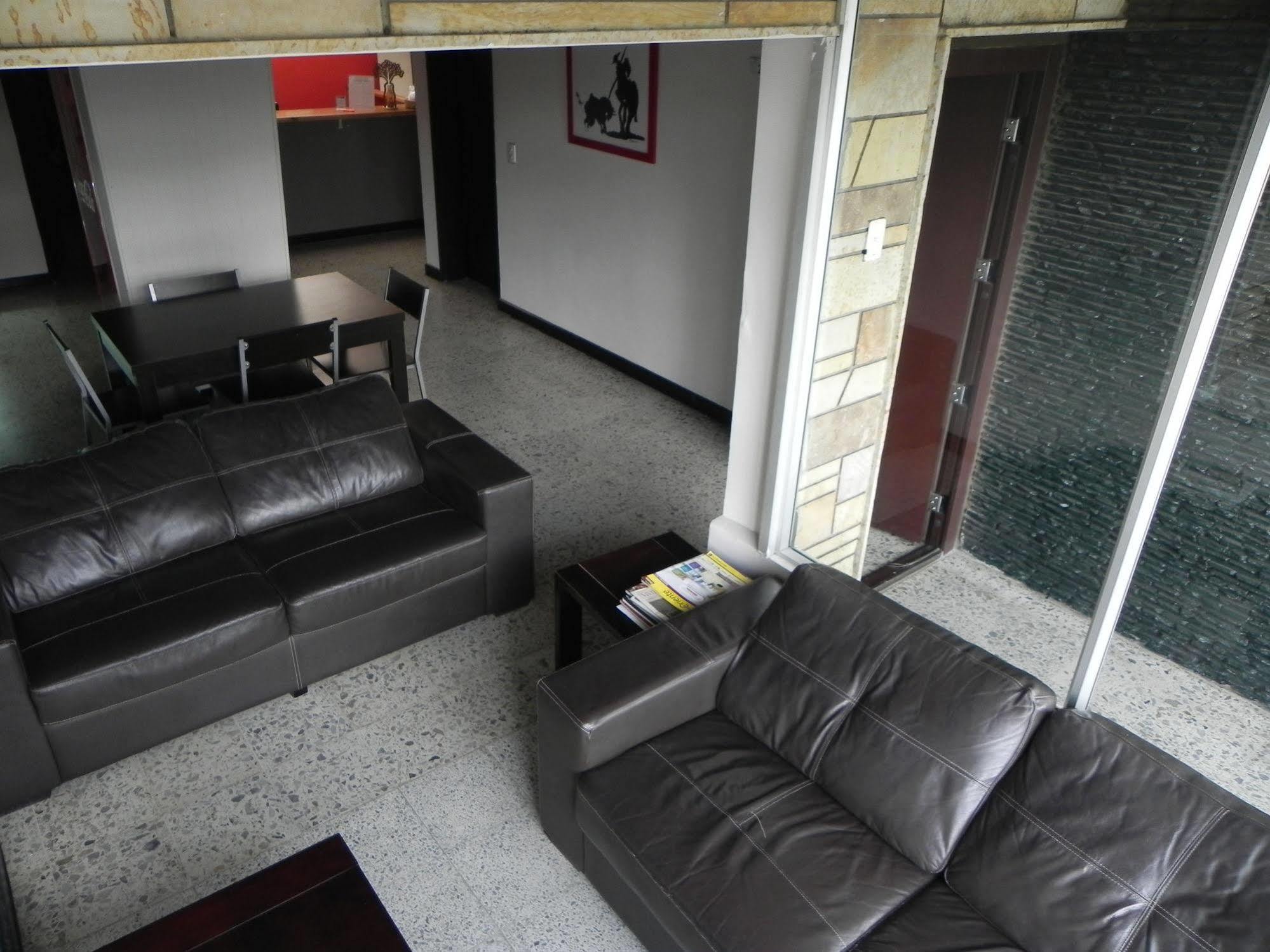 Hostal Tamarindo Inn Medellin Luaran gambar