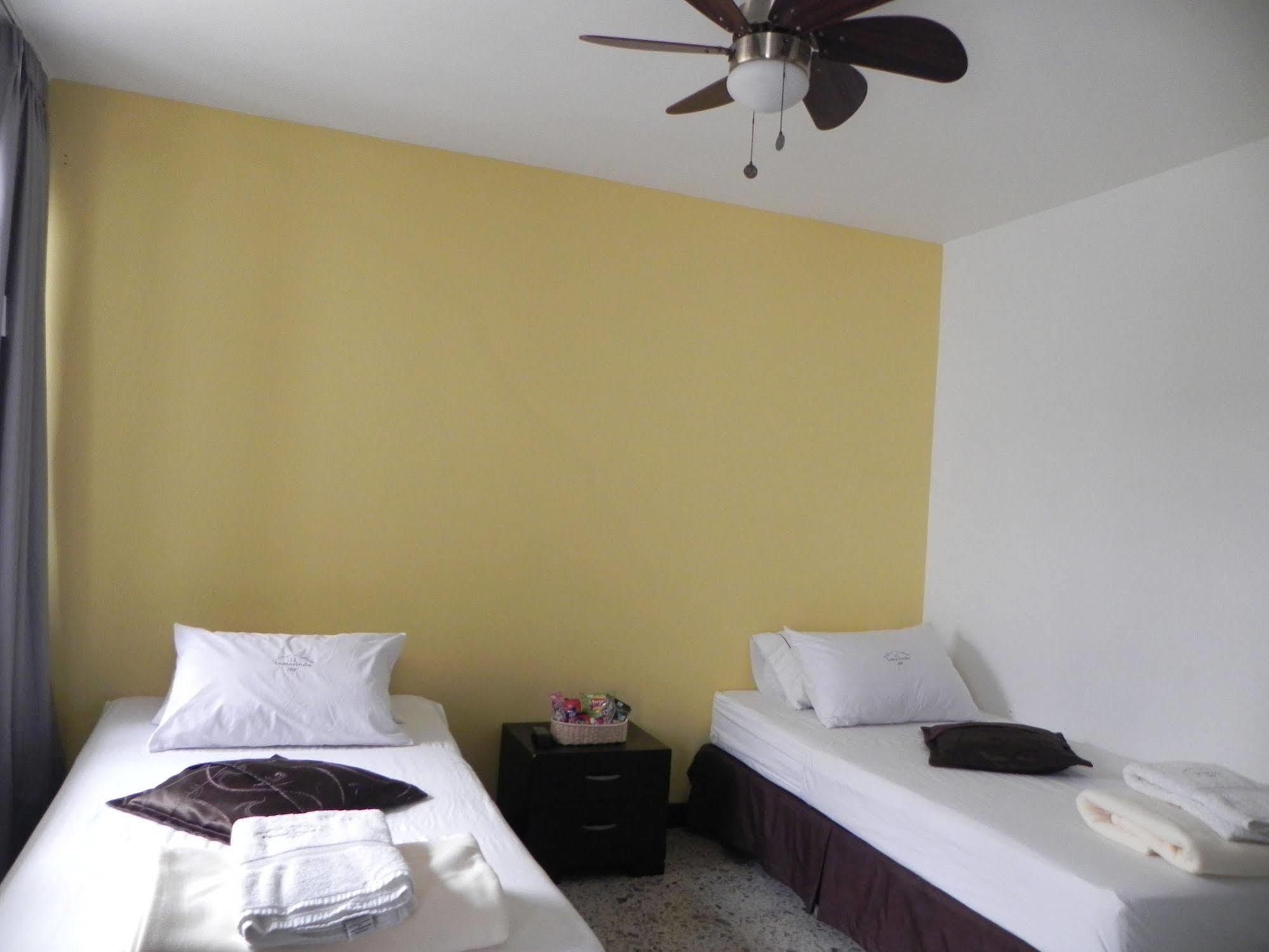 Hostal Tamarindo Inn Medellin Luaran gambar