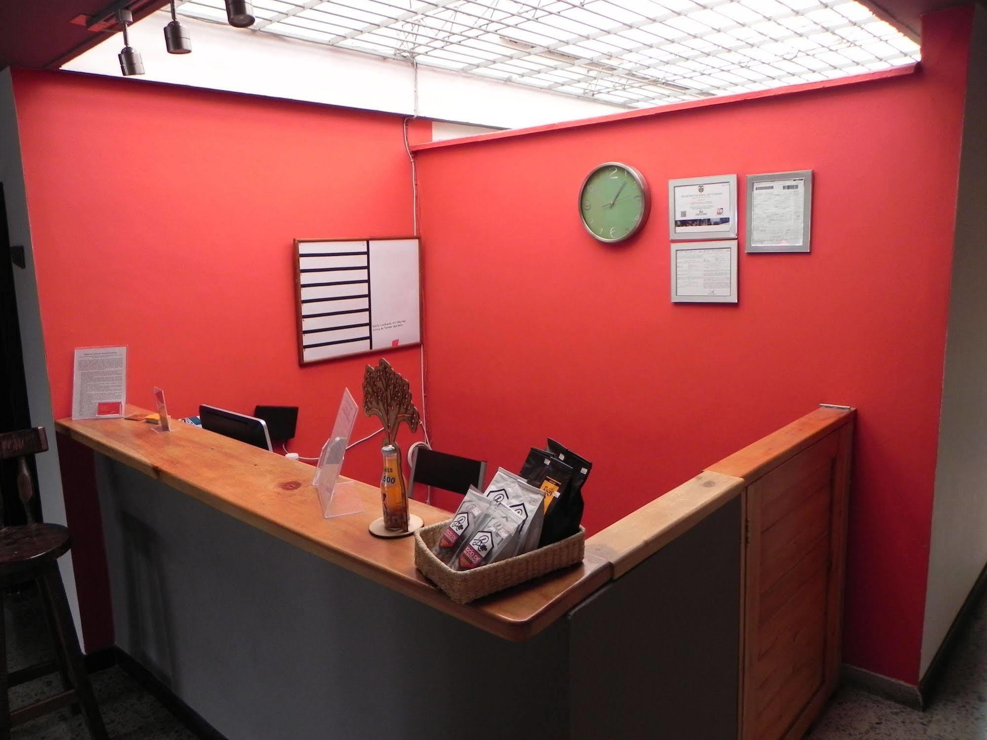 Hostal Tamarindo Inn Medellin Luaran gambar