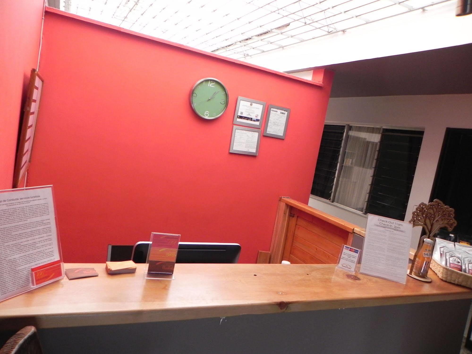 Hostal Tamarindo Inn Medellin Luaran gambar
