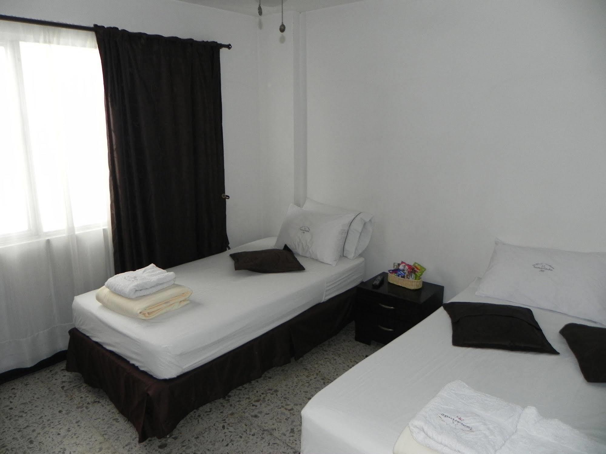 Hostal Tamarindo Inn Medellin Luaran gambar