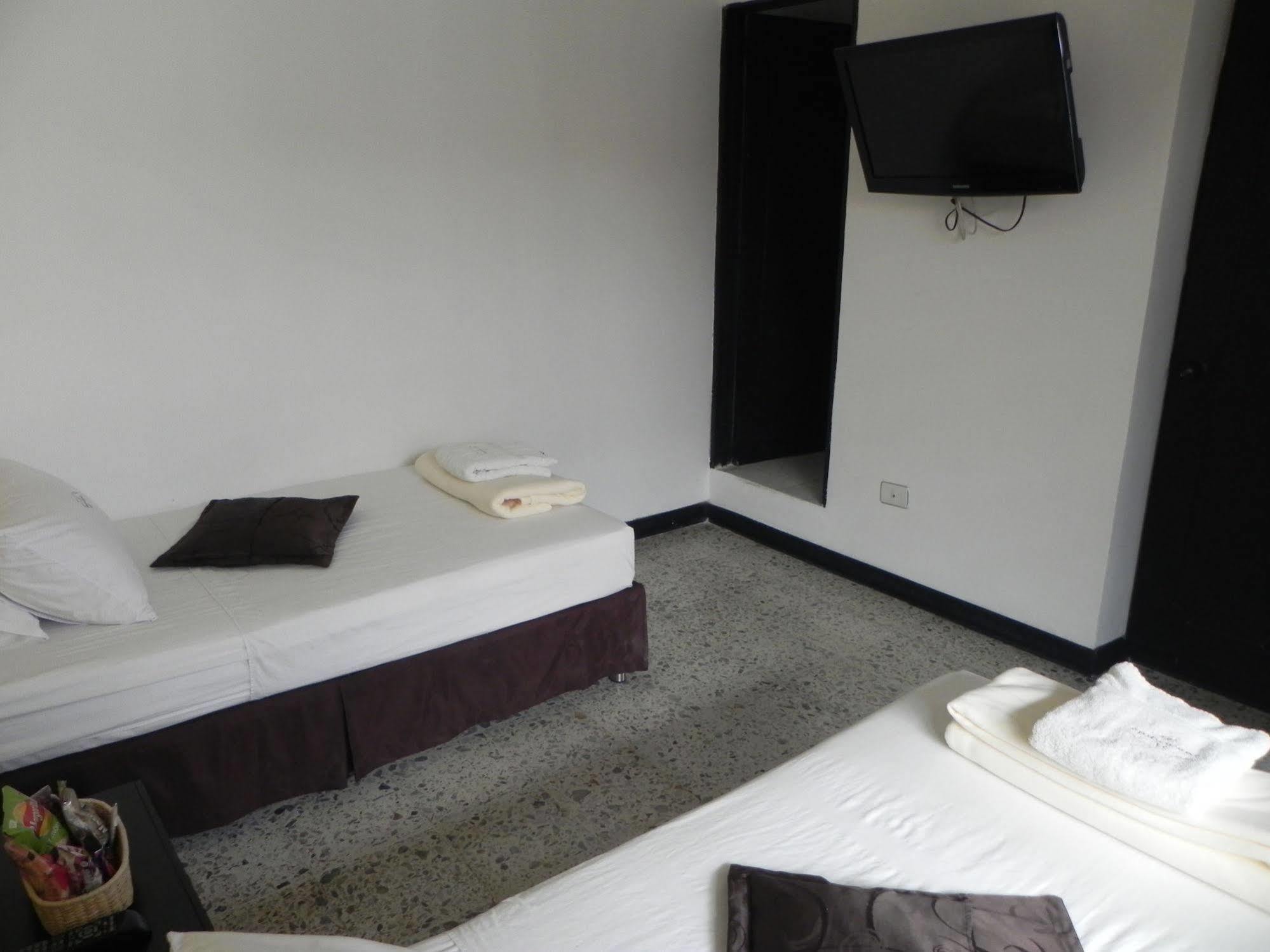 Hostal Tamarindo Inn Medellin Luaran gambar